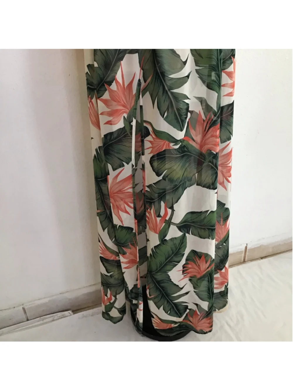 Show Me Your Mumu Women Elegant Fun Maxi Dress L White Green Tropical Print - Picture 7 of 14